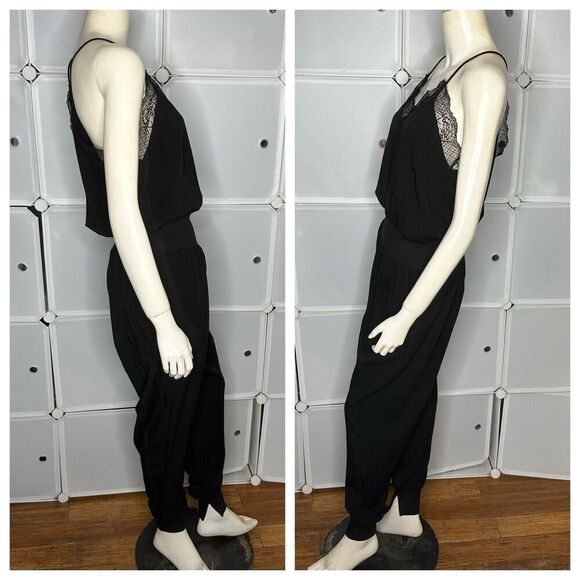 Vici Kaylie Tencel Pocketed Lace Cami Jumpsuit Black Size Medium - Picture 3 of 13